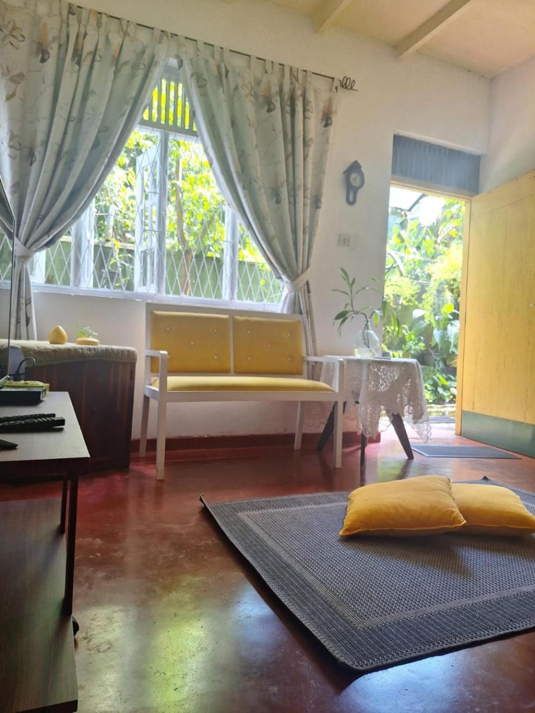 Idor Holidays Sri Jayewardenepura Kotte Esterno foto